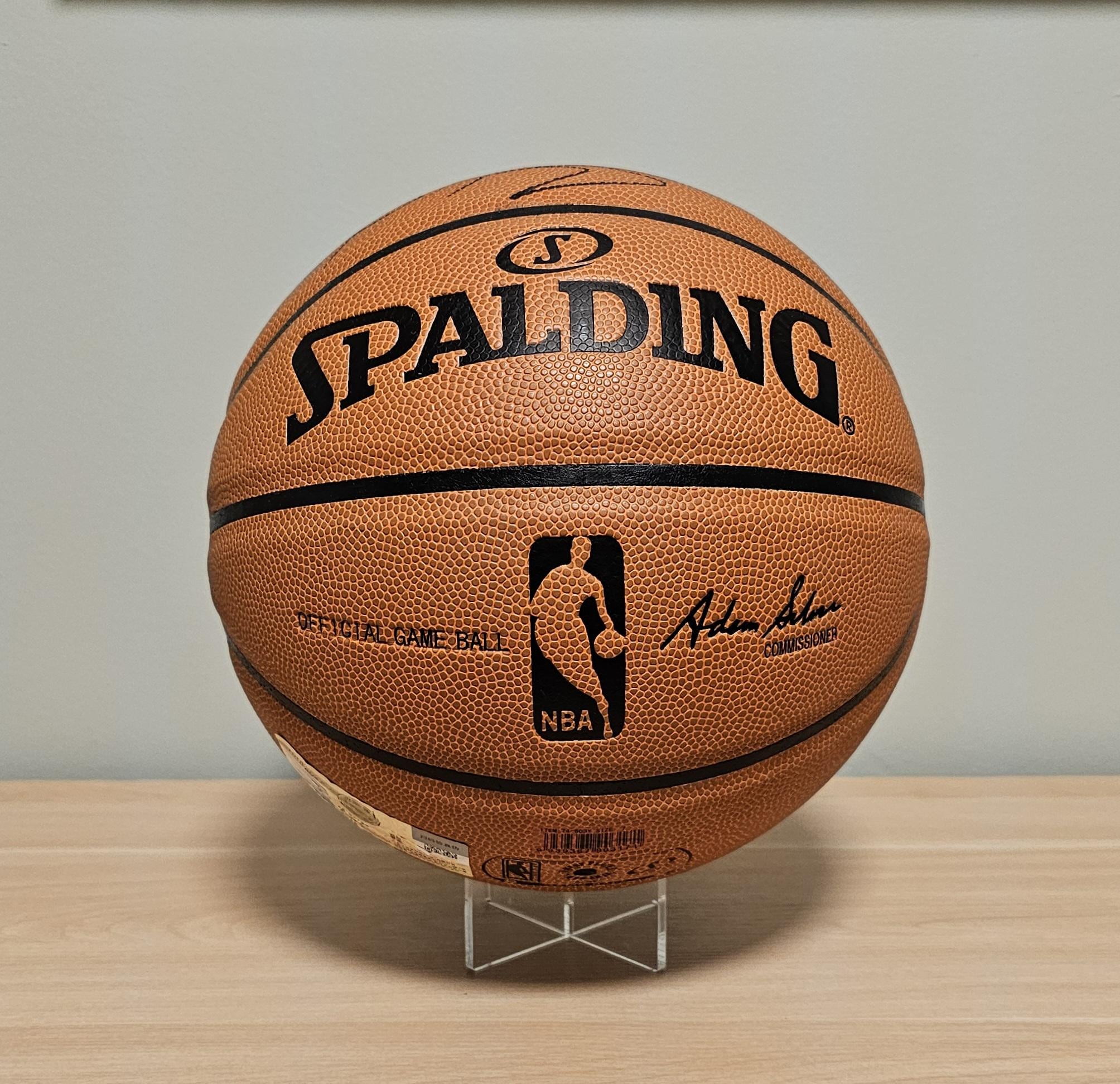 Kobe Bryant Signed Spalding Basketball – Panini Authenticated Memorabilia