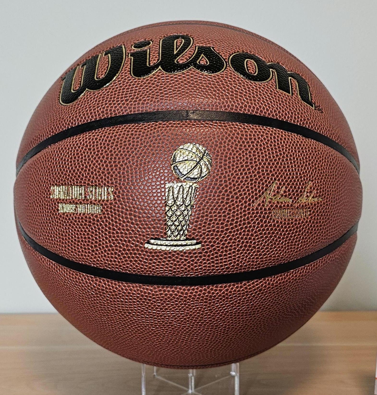 Michael Jordan Signed Spalding Signature Series Full Size Basketball PSA Authenticated Autograph Chicago Bulls NBA Memorabilia
