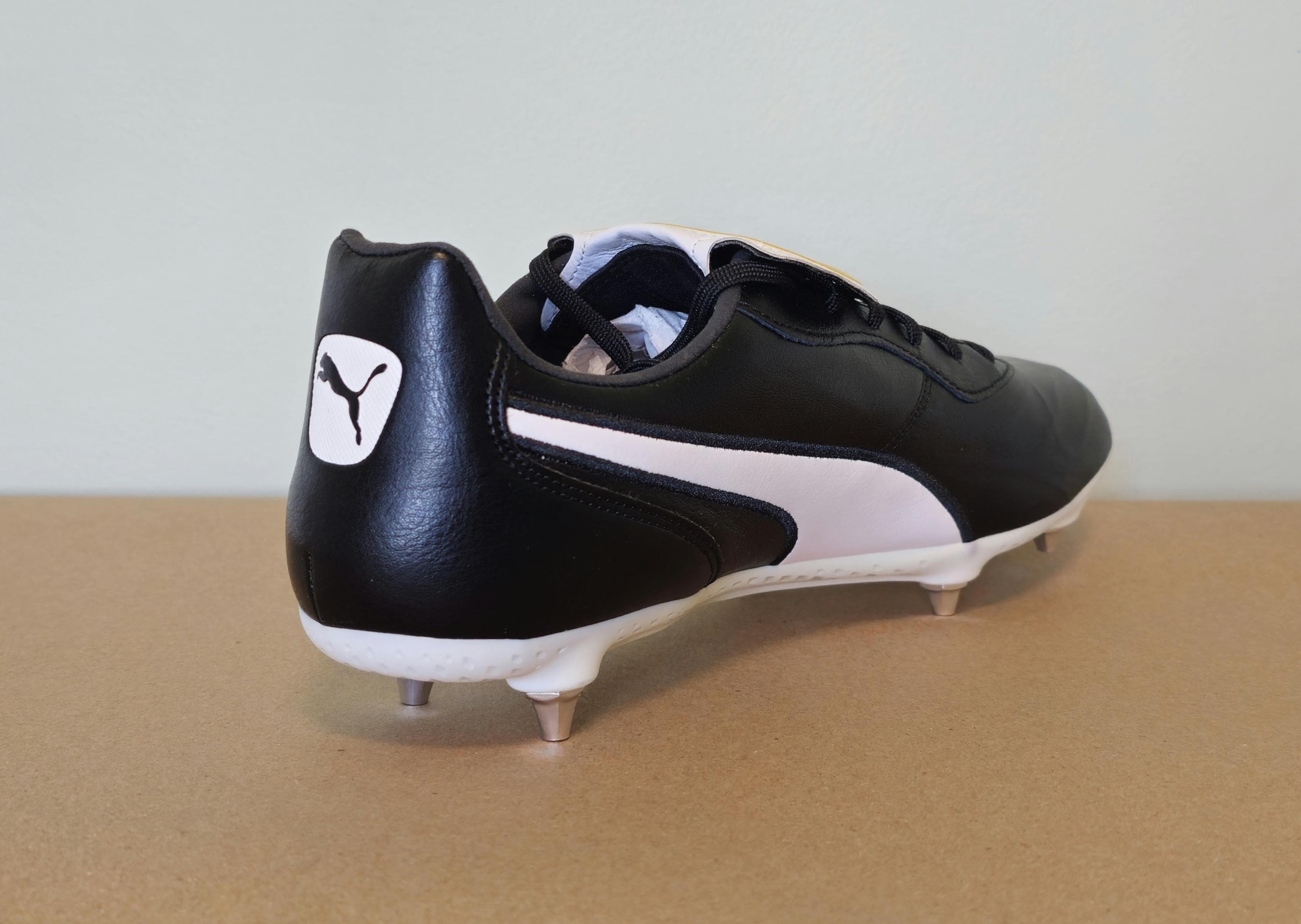 Rare Diego Maradona Signed Match Style Soccer Boot ICONS Authenticated Argentina Auto