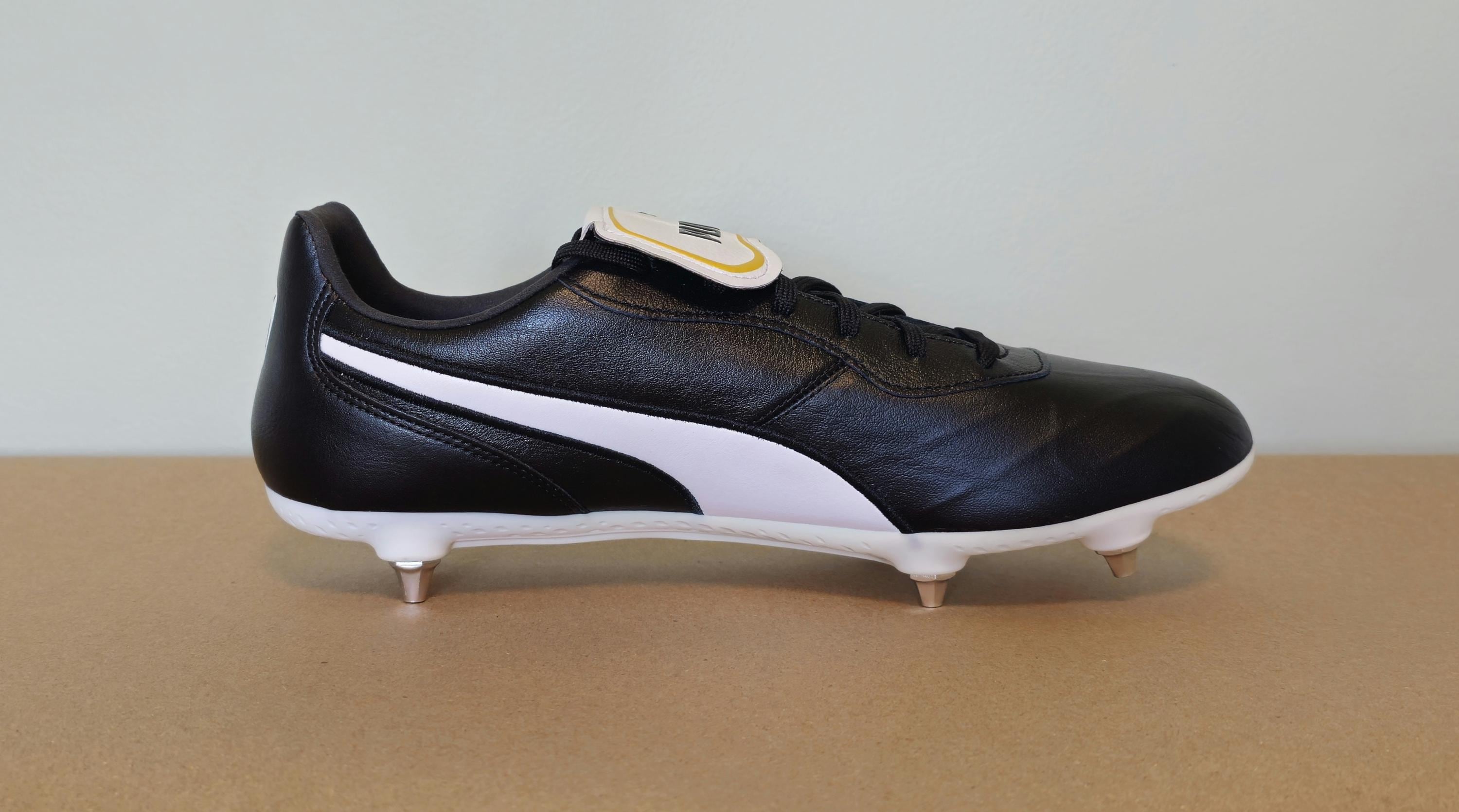 Rare Diego Maradona Signed Match Style Soccer Boot ICONS Authenticated Argentina Auto