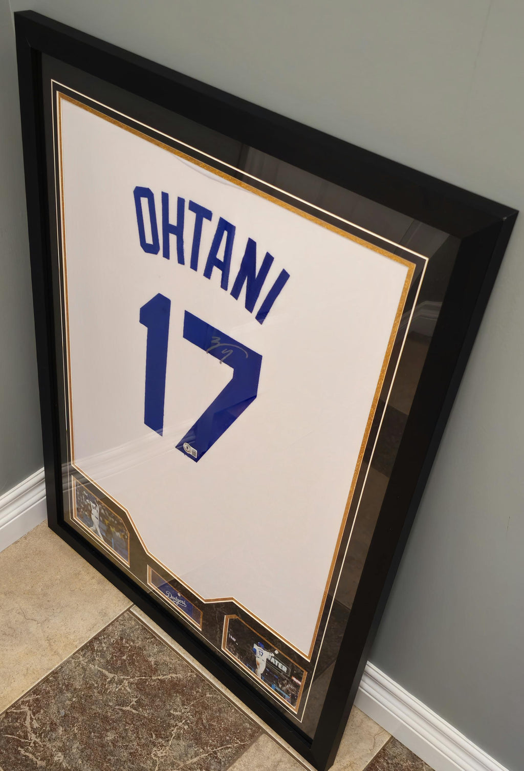 FRAMED! Shohei Ohtani Signed Los Angeles Dodgers Jersey BAS COA Autographed
