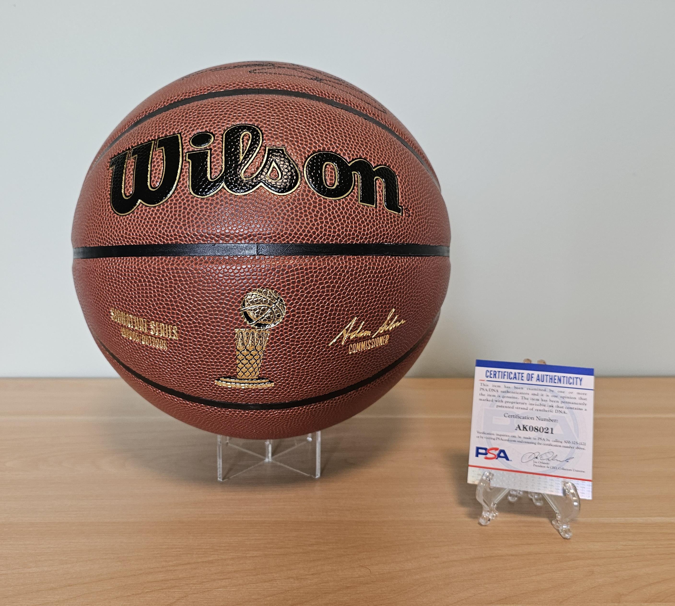 LeBron James Signed Spalding Signature Series Full Size Basketball PSA Authenticated Auto Grade 9 NBA Autograph Memorabilia