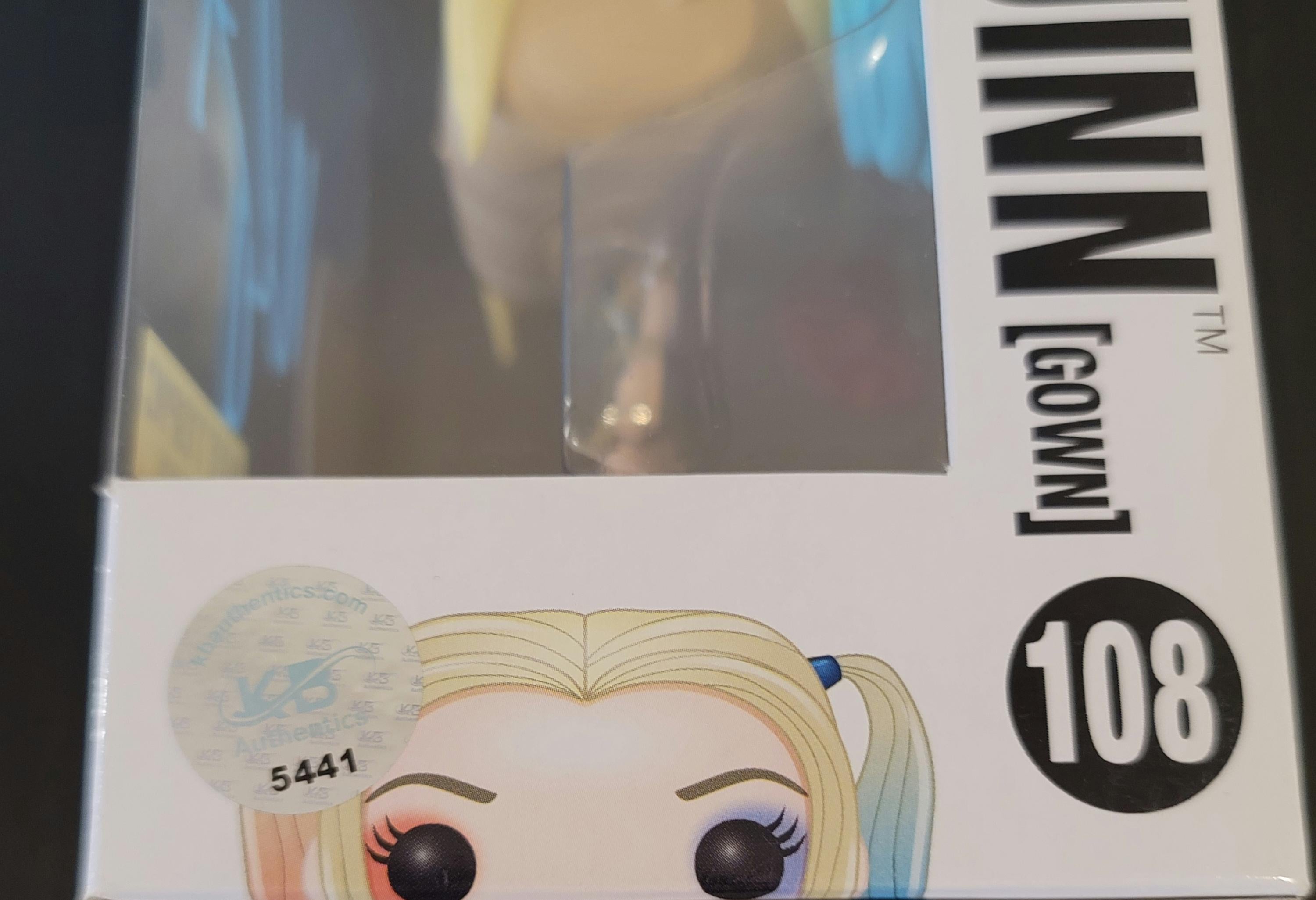 Signed Will Smith & Margot Robbie Funko Pops, Suicide Squad w/COA
