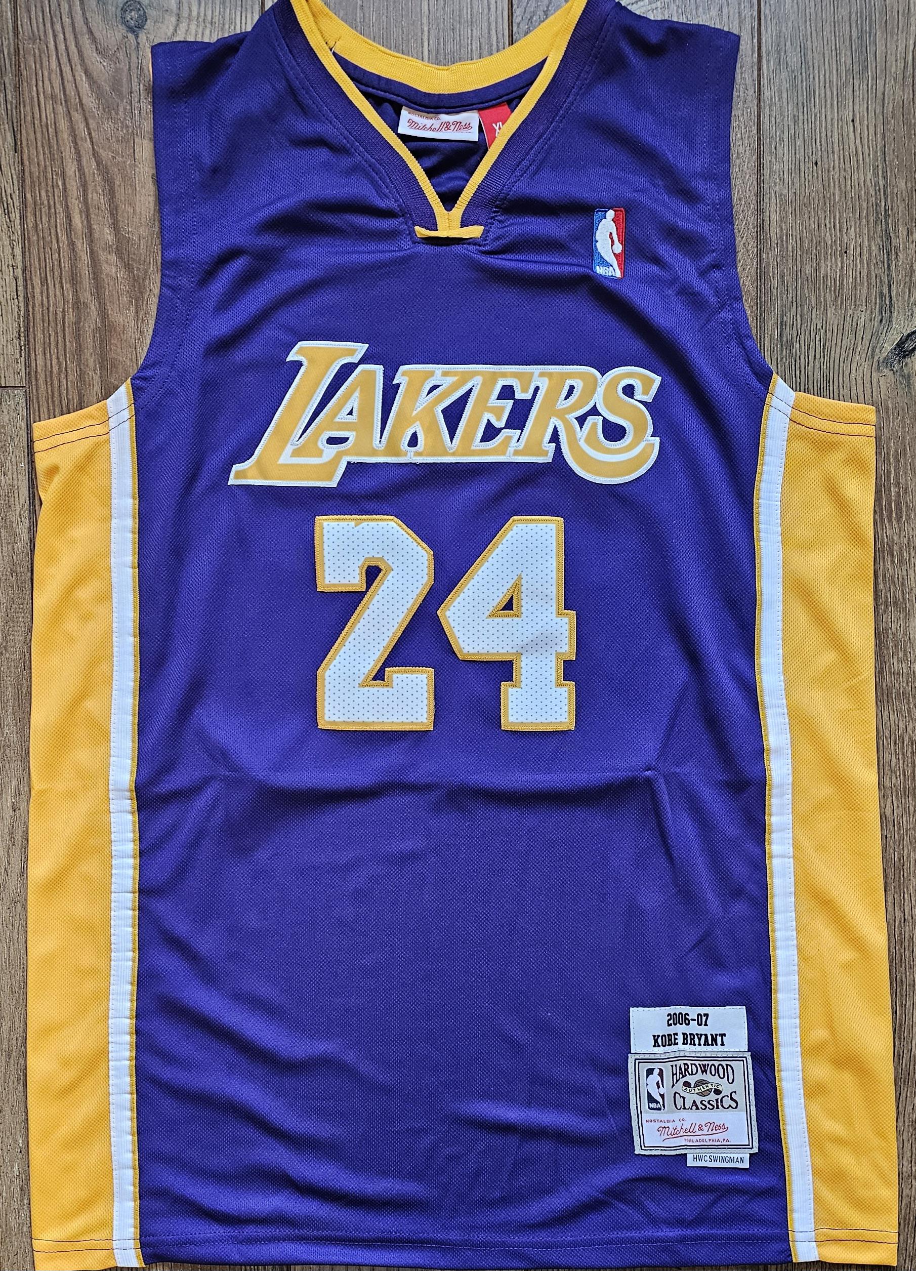 Kobe Bryant Signed Lakers Jersey Full Signature Panini Authenticated NBA Black Mamba Memorabilia Collectible