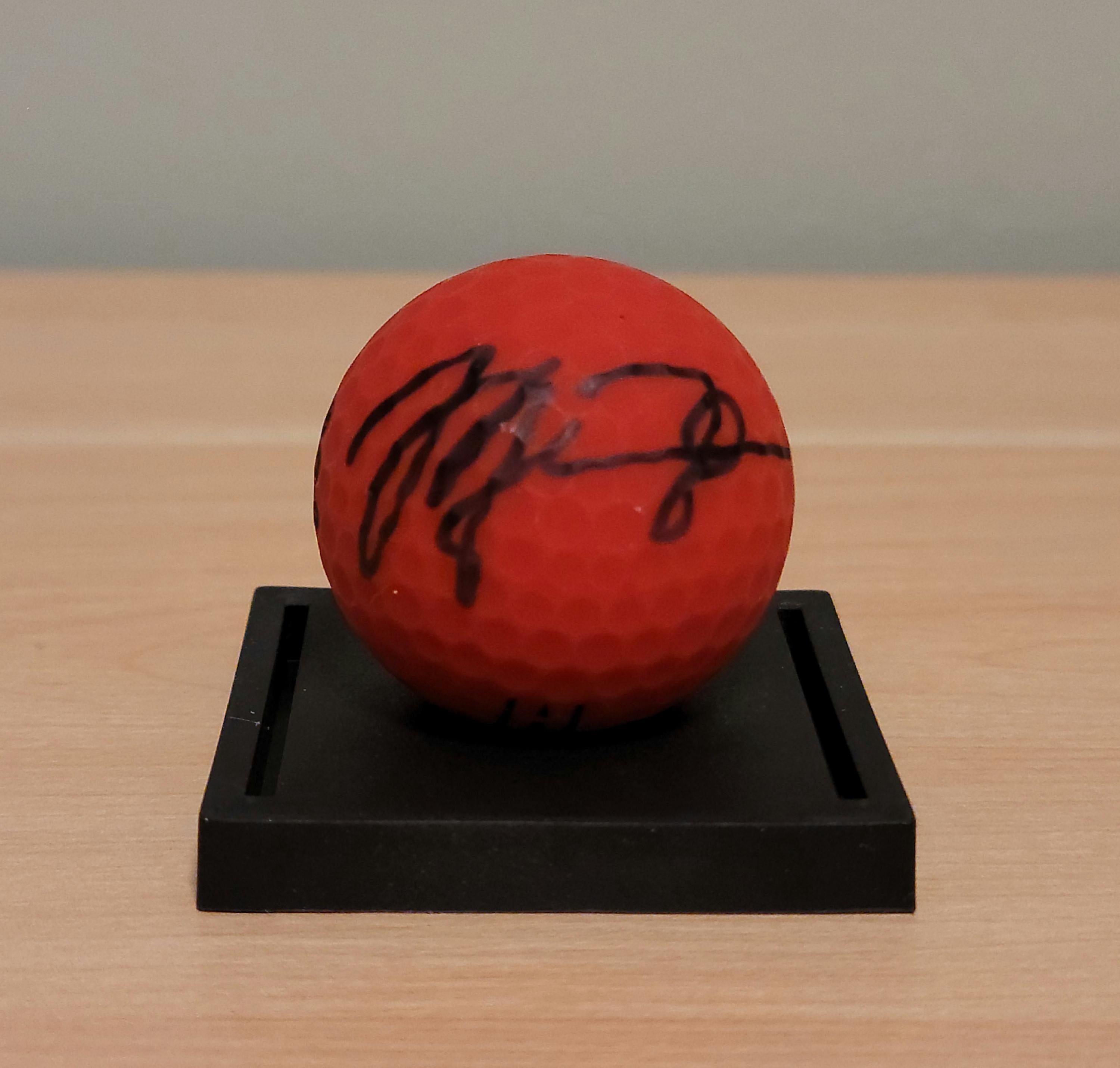 Michael Jordan Signed Autographed Golf Ball PGA with Clean Signature LOA