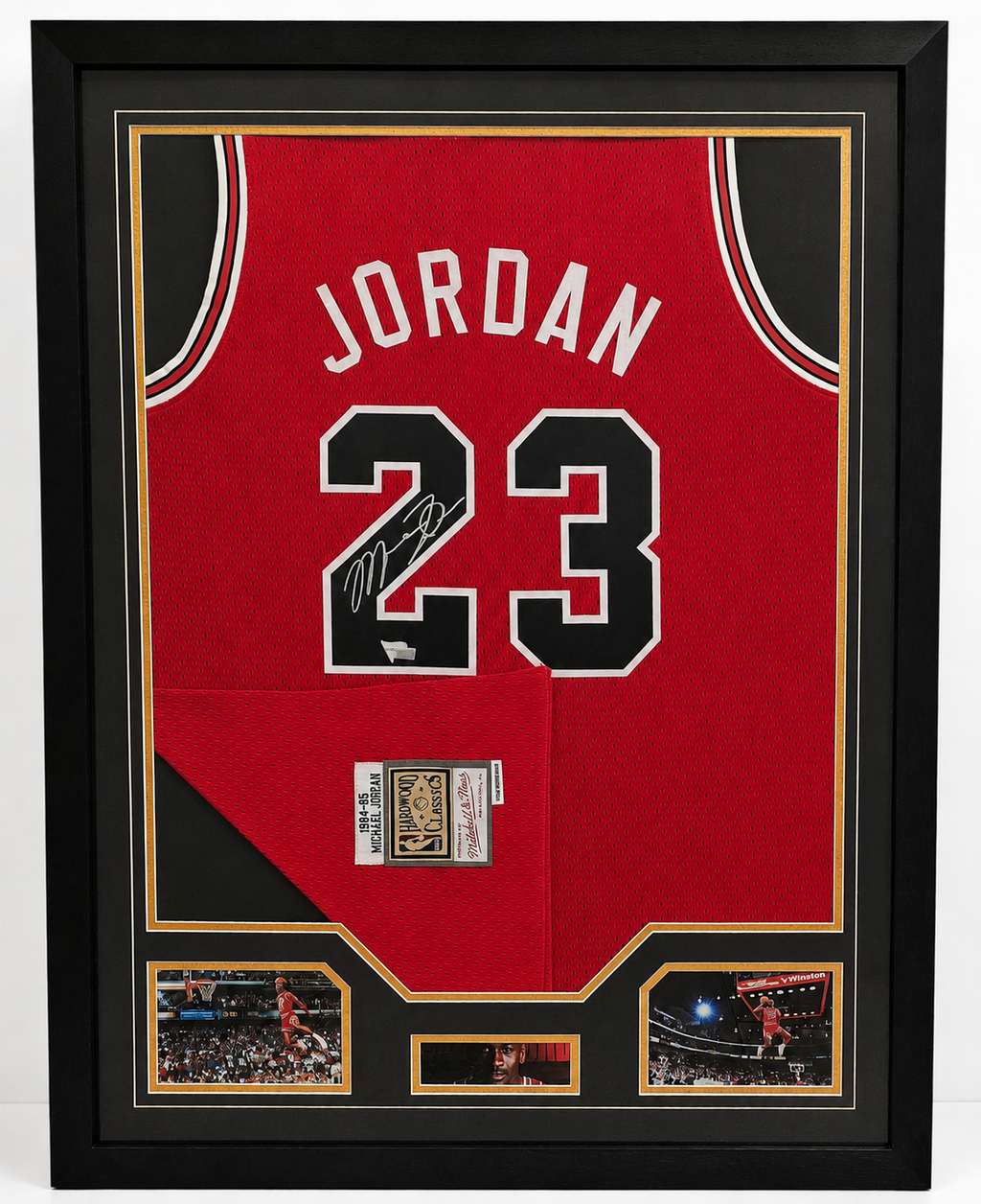 Michael Jordan Signed Framed 1984-85 Rookie-Style Jersey Fanatics Authenticated