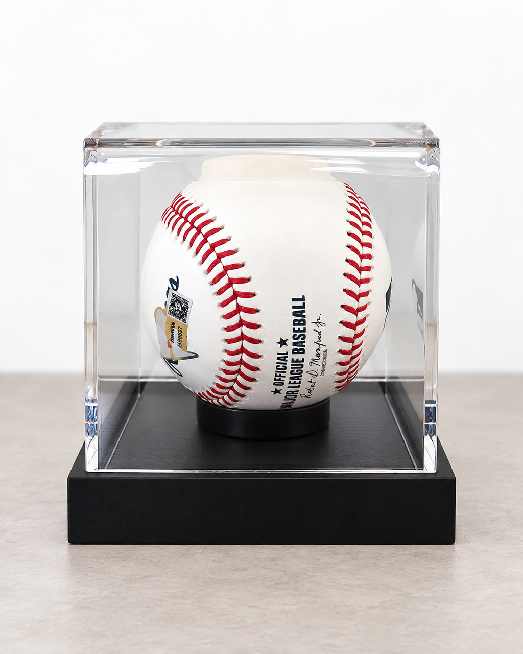 Shohei Ohtani Signed Baseball Fanatics Authenticated Autograph